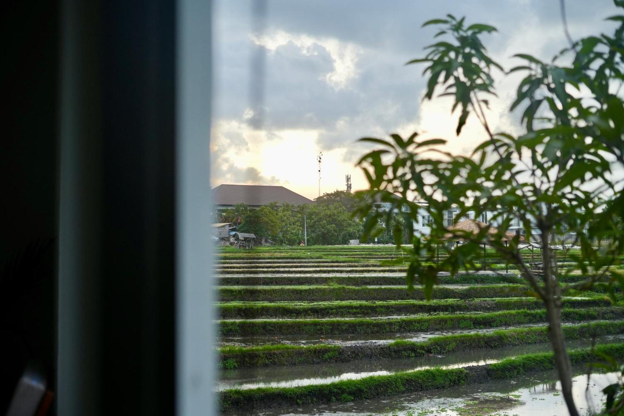 Villa In Seminyak Villa Mitra Dua Ricefield View Relax Kerobokan Exterior foto